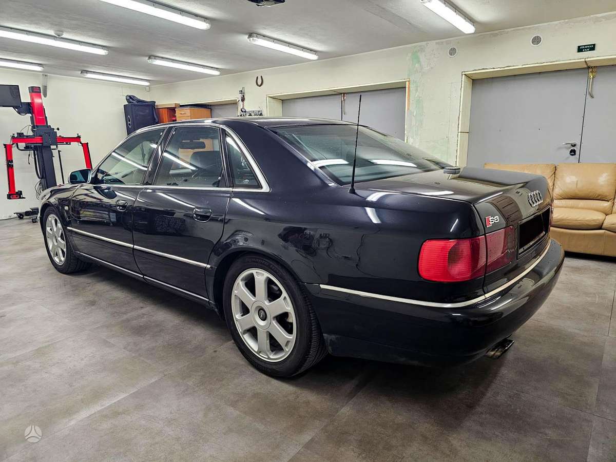 Audi S8, 4.2 l., Седан