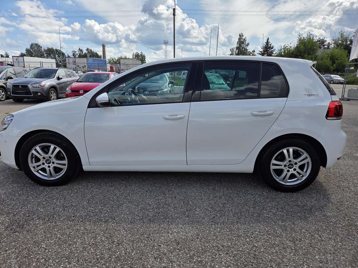 Volkswagen Golf - 7