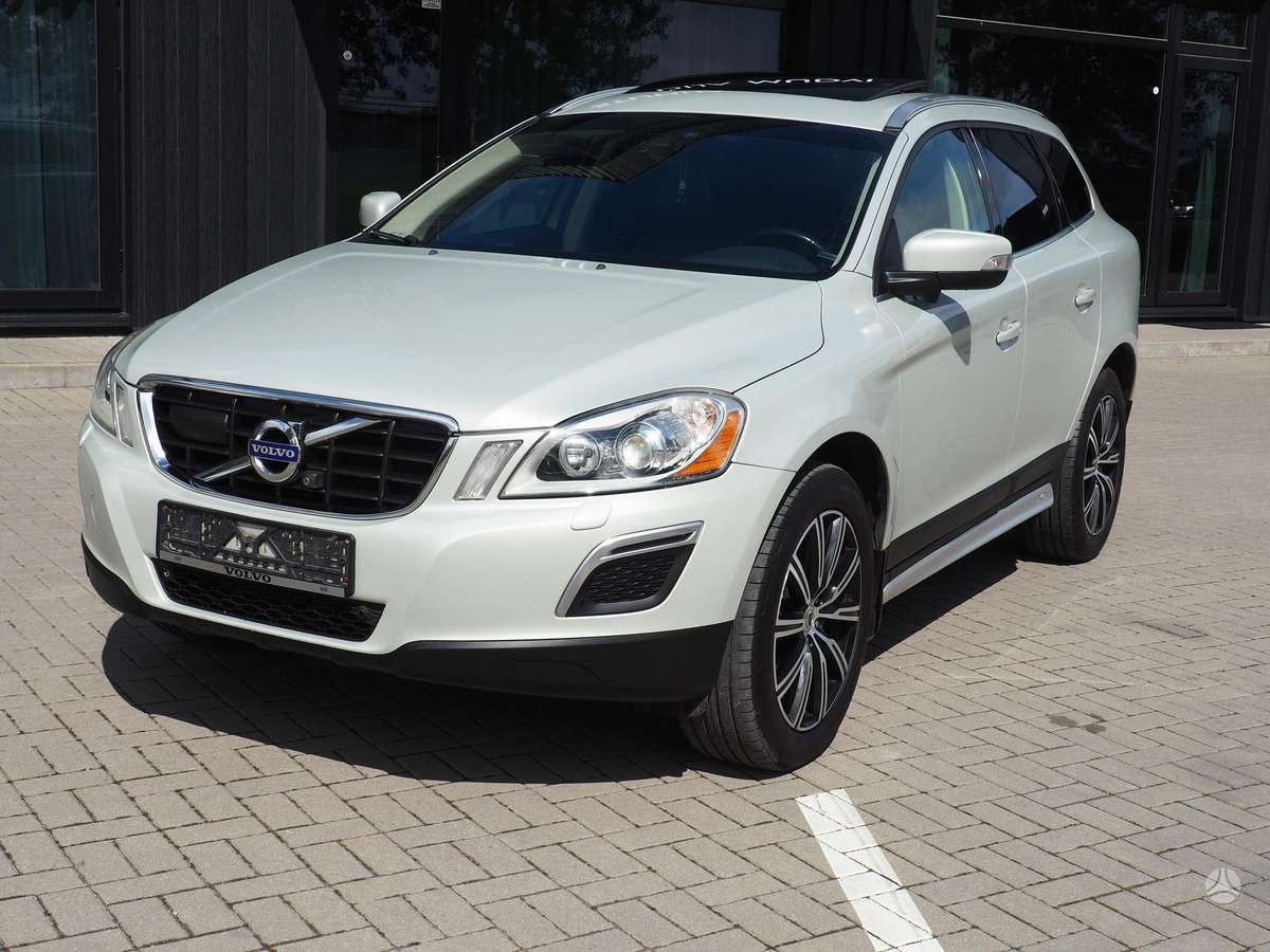 Volvo XC60 - 2