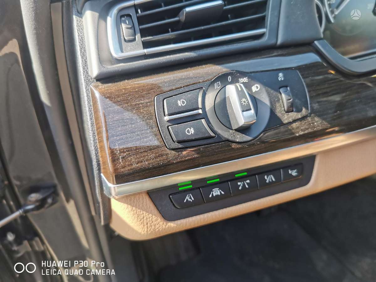 BMW 740, 3.0 l., Седан