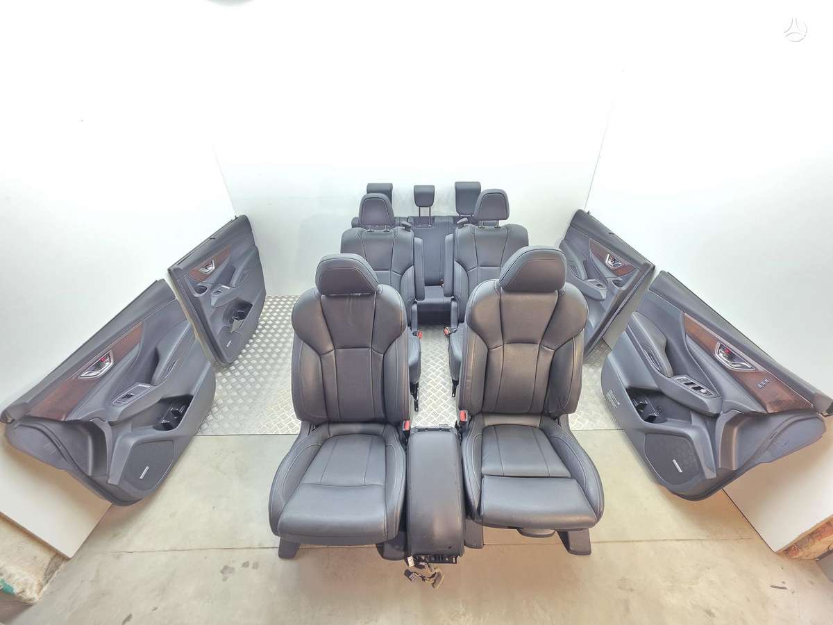Subaru Ascent salono detalės