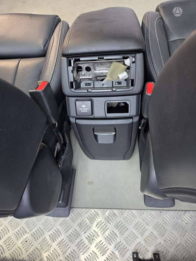 Subaru Ascent salono detalės