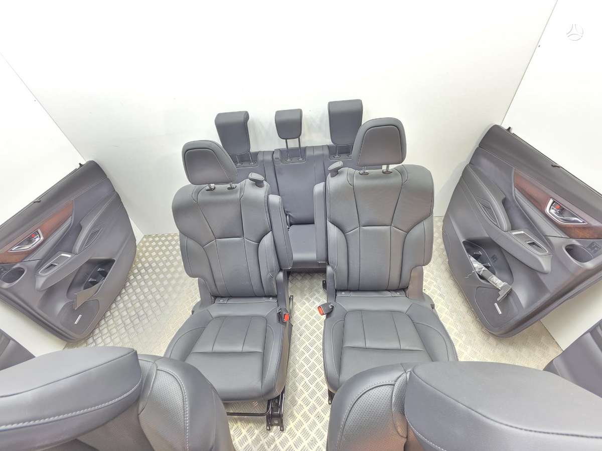 Subaru Ascent salono detalės