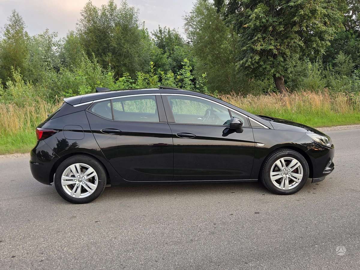 Opel Astra, 1.6 l., hatchback