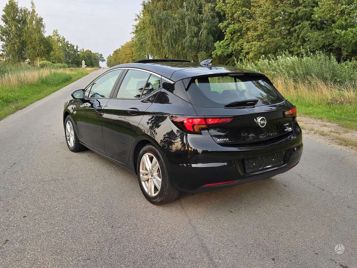 Opel Astra, 1.6 l., hatchback