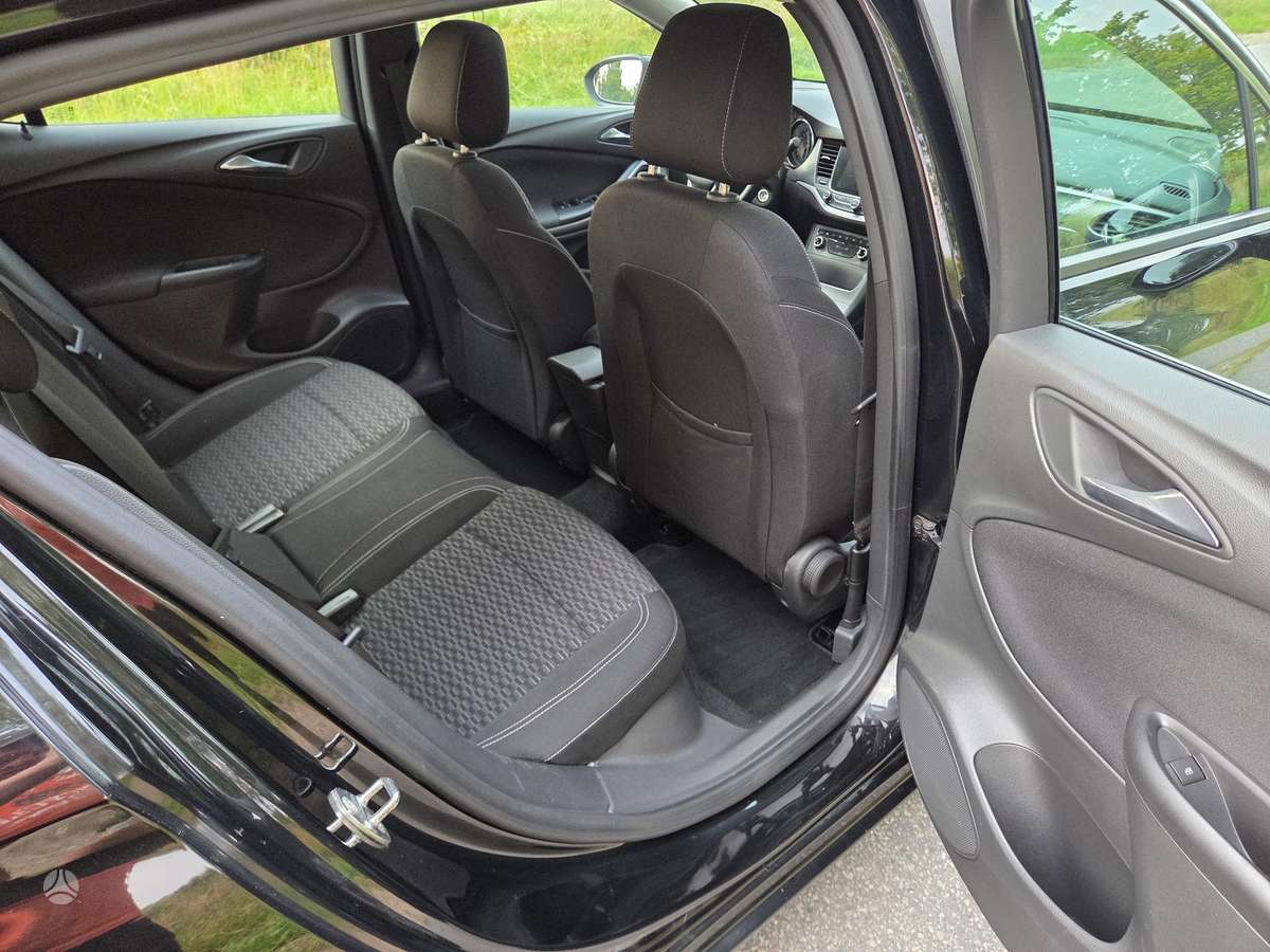 Opel Astra, 1.6 l., hatchback