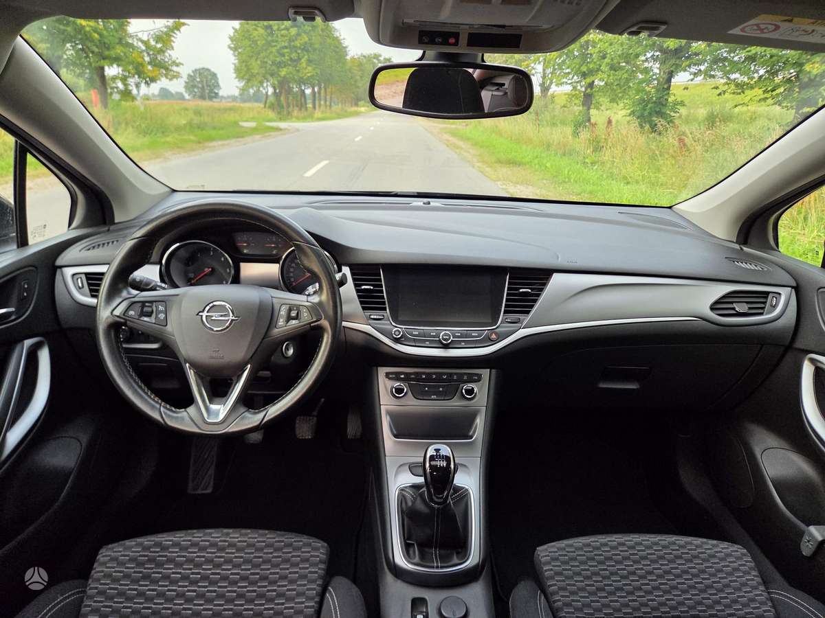 Opel Astra, 1.6 l., hatchback