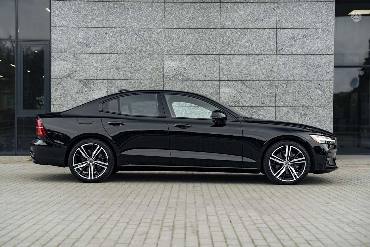 Volvo S60, 2.0 l., Седан
