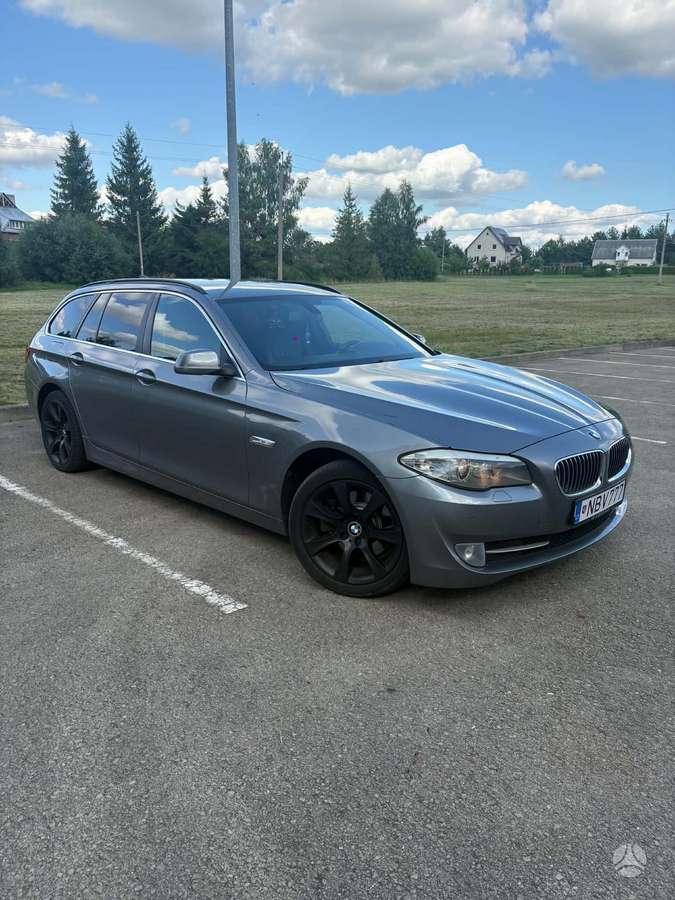 BMW 520, 2.0 l., universalas