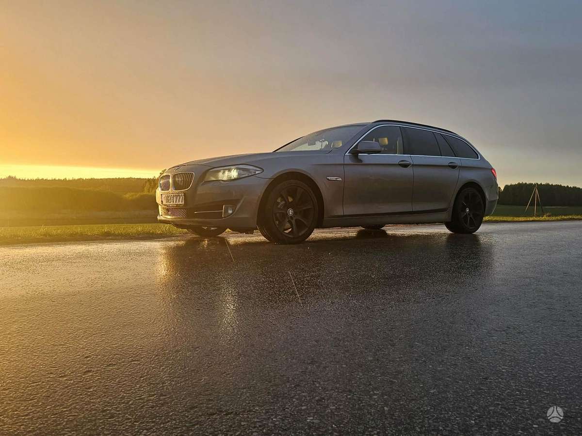 BMW 520, 2.0 l., Универсал