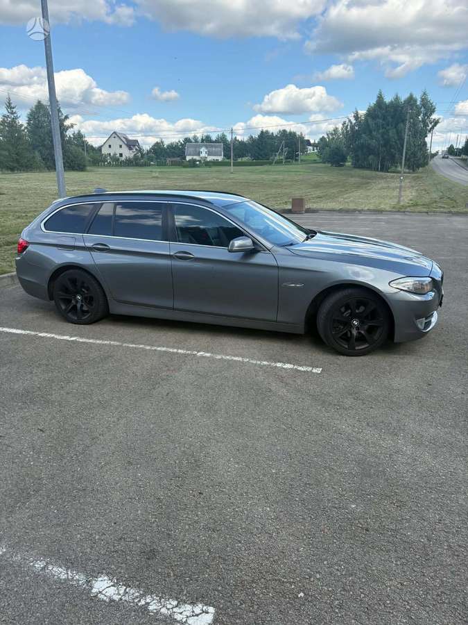 BMW 520, 2.0 l., Универсал