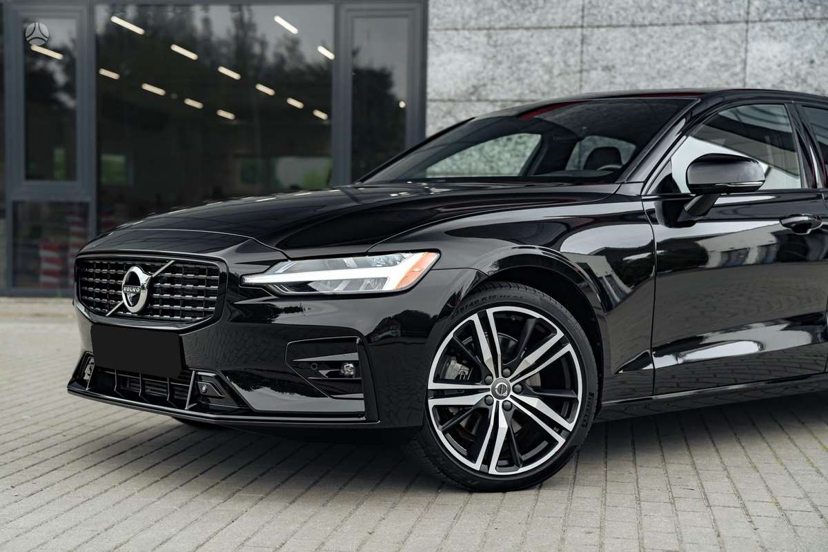 Volvo S60, 2.0 l., Седан