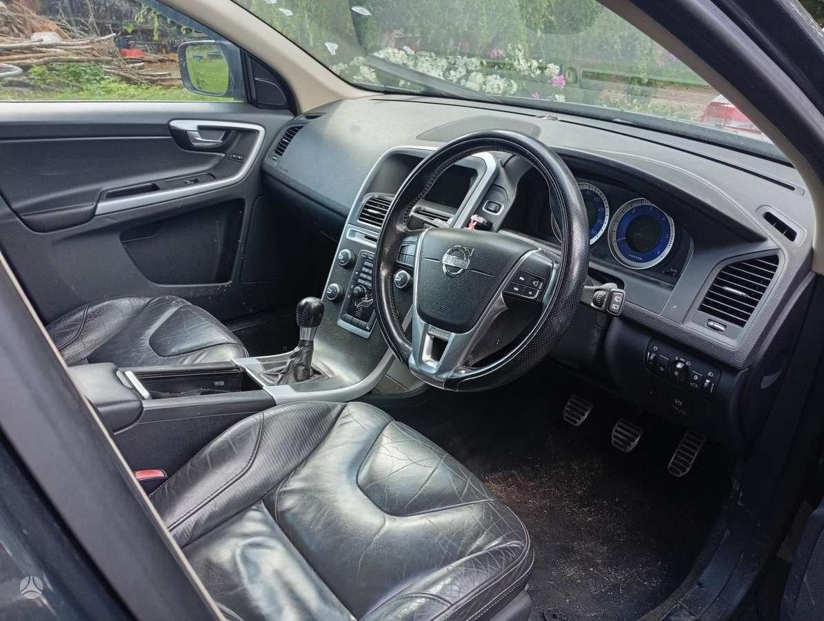 Volvo XC60 - 5