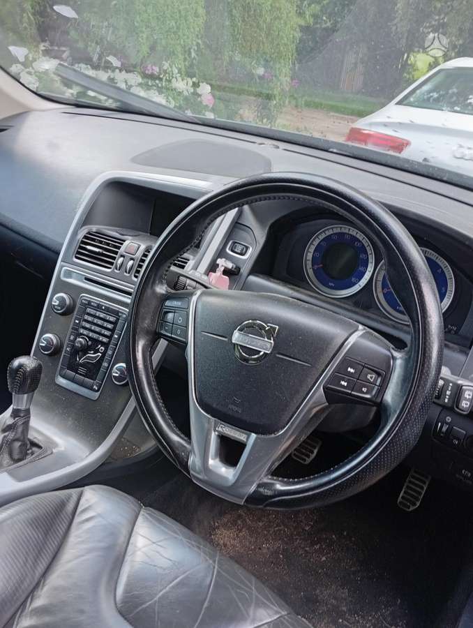 Volvo XC60 - 6
