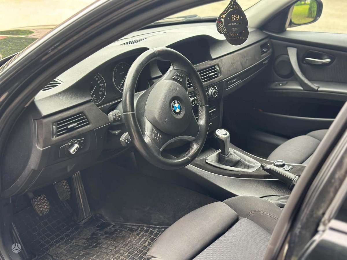 BMW 318, 2.0 l., Универсал