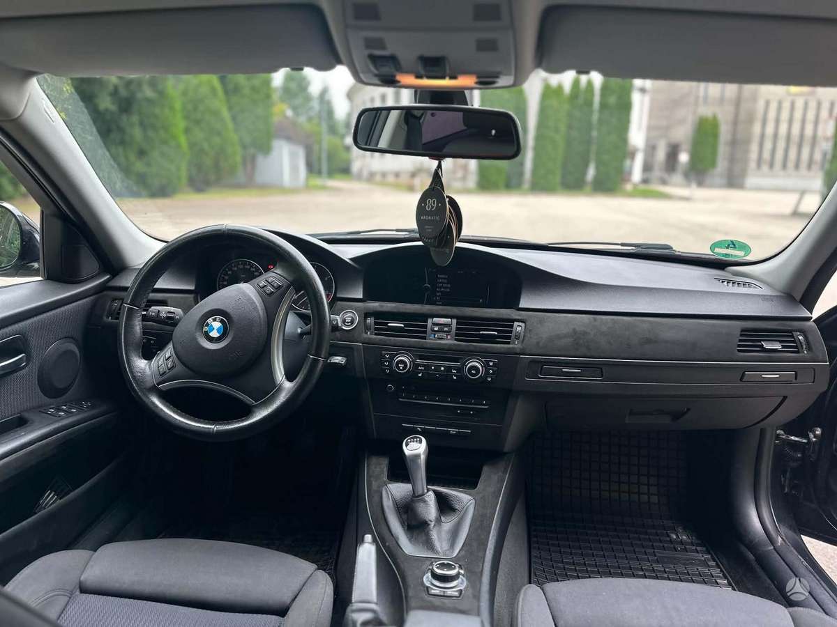 BMW 318, 2.0 l., Универсал
