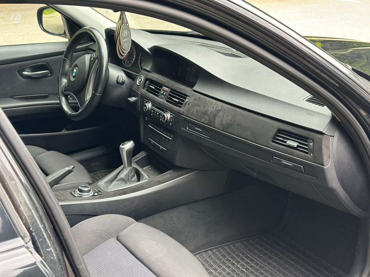 BMW 318, 2.0 l., Универсал