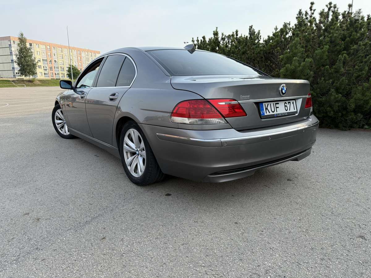 BMW 730, 3.0 l., Седан