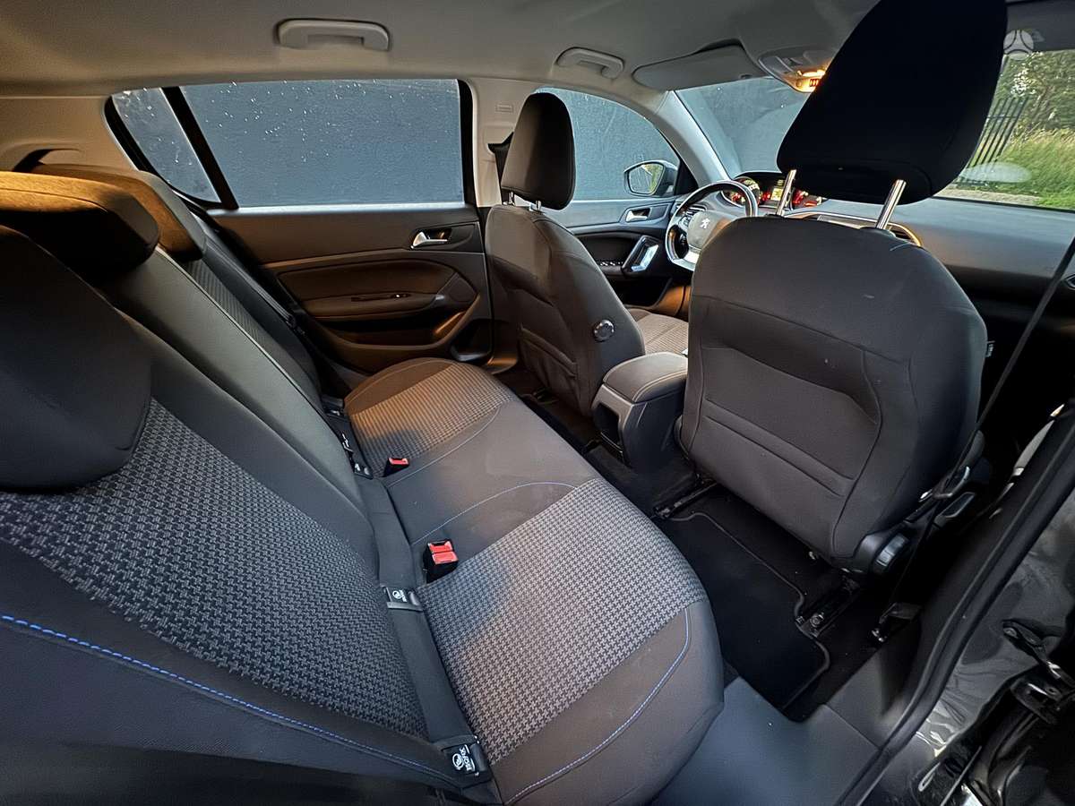 Peugeot 308, 1.2 l., Хэтчбек