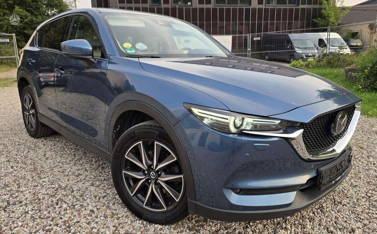Mazda CX-5, 2.2 l., off-road / crossover
