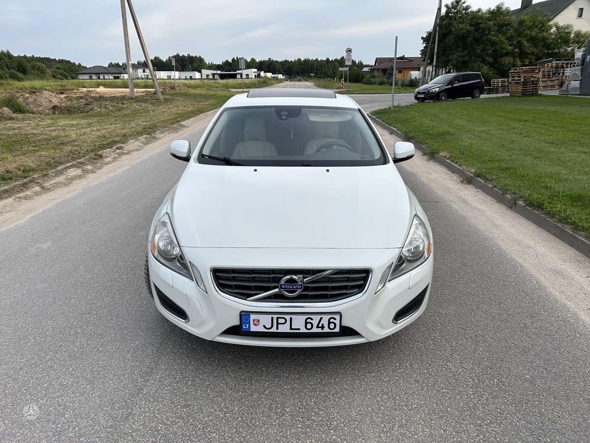 Volvo S60 - 2