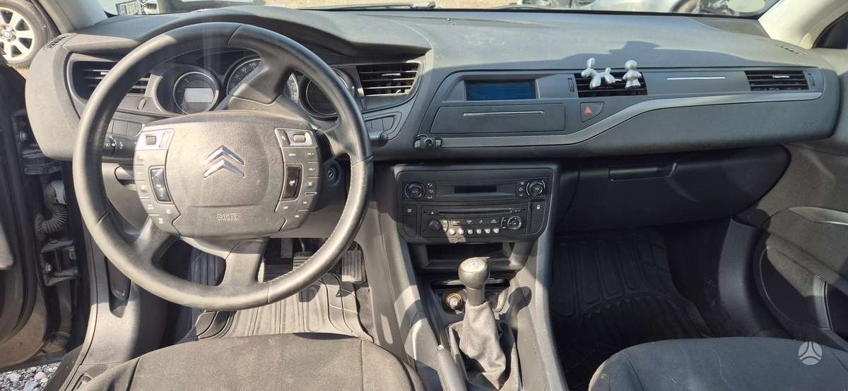 Citroen C5, 1.6 l., Седан
