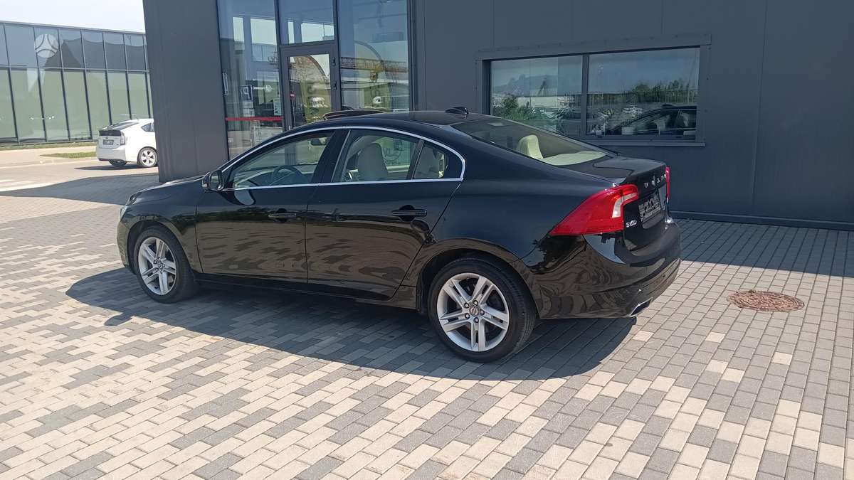 Volvo S60 - 4