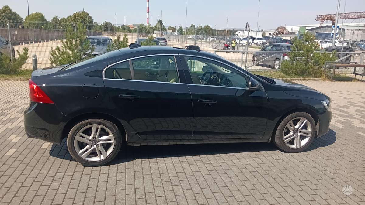 Volvo S60 - 11