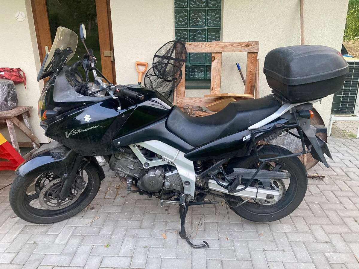 Suzuki DL (V-Strom) 650cc, enduro / adventure
