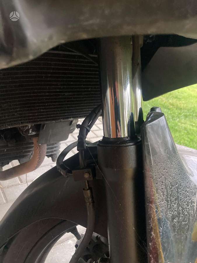 Suzuki DL (V-Strom) 650cc, enduro / adventure