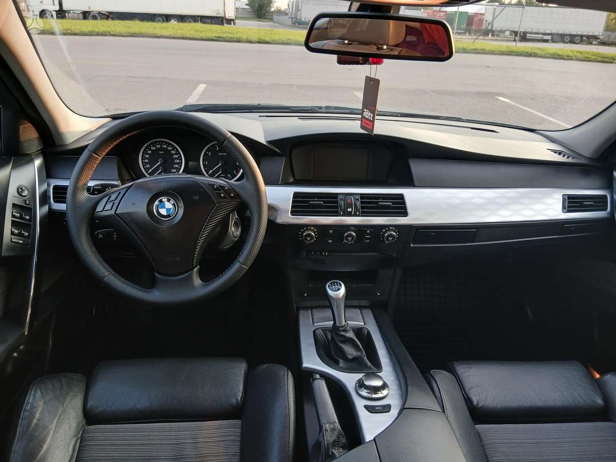 BMW 525, 2.5 l., wagon