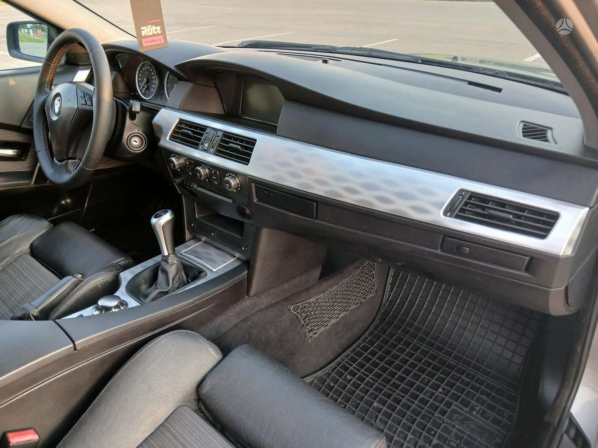 BMW 525, 2.5 l., wagon