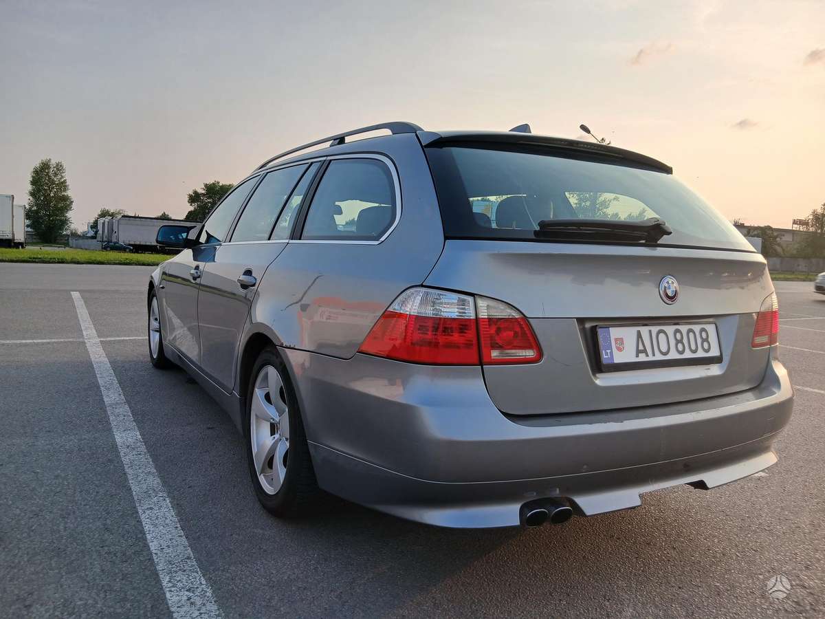 BMW 525, 2.5 l., wagon