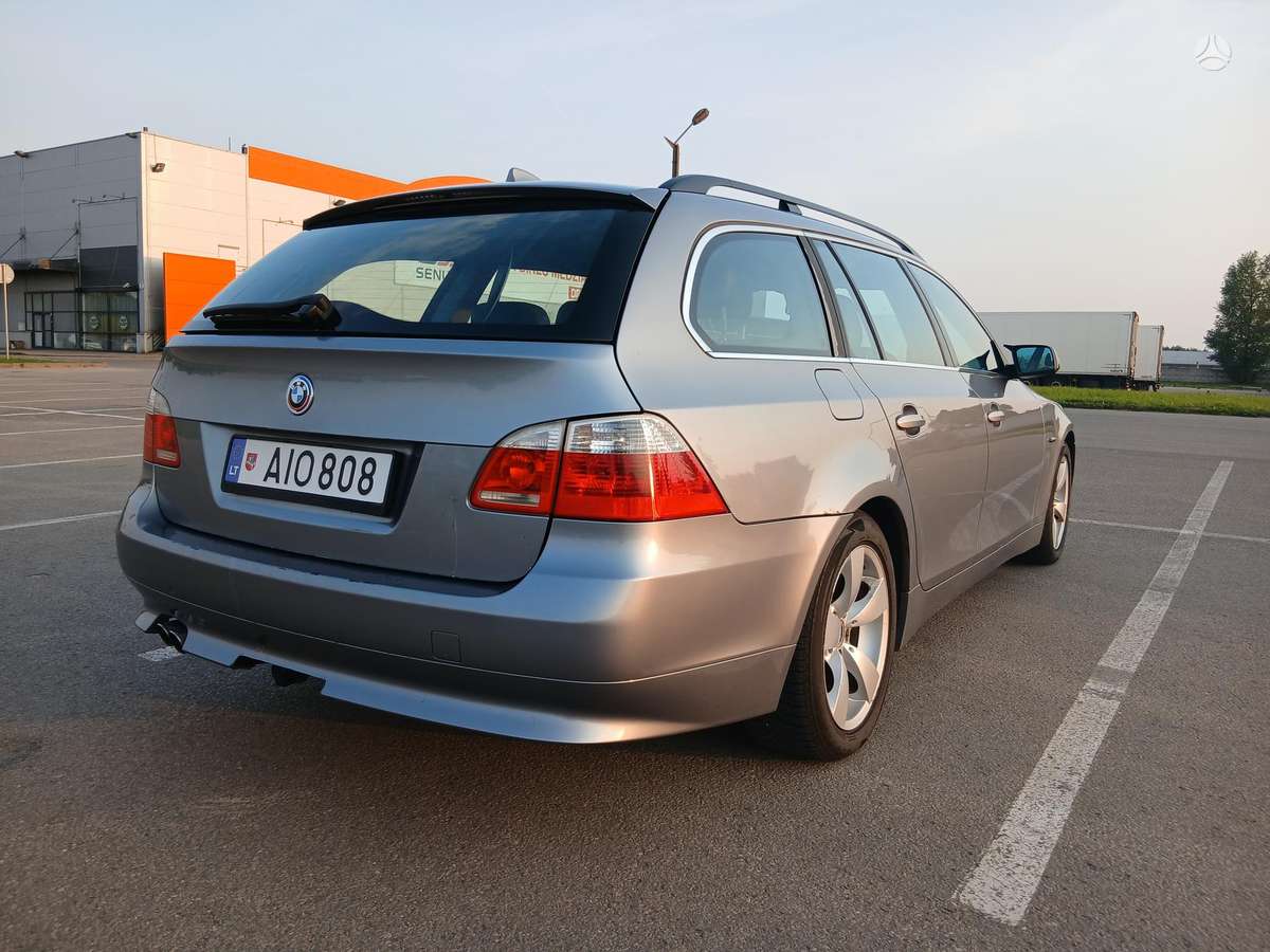 BMW 525, 2.5 l., wagon