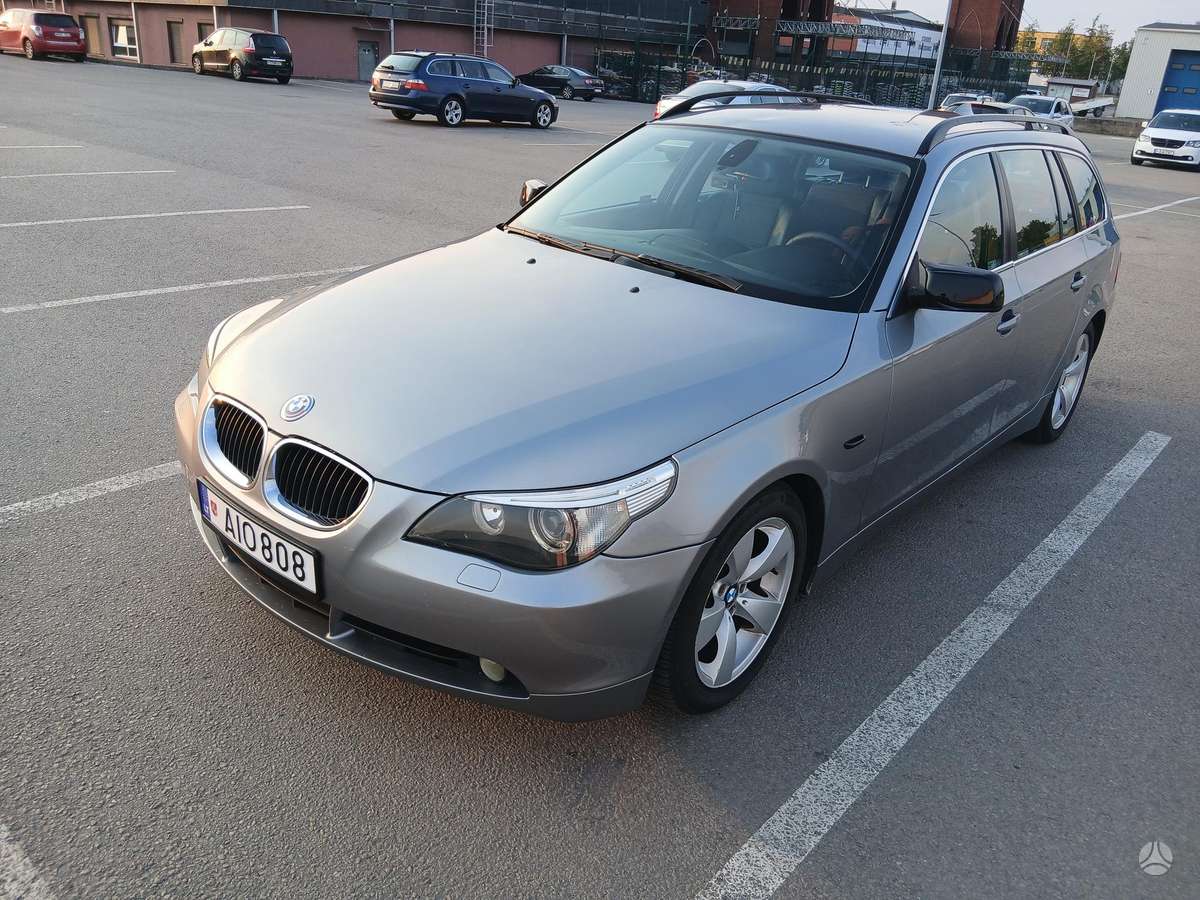 BMW 525, 2.5 l., wagon