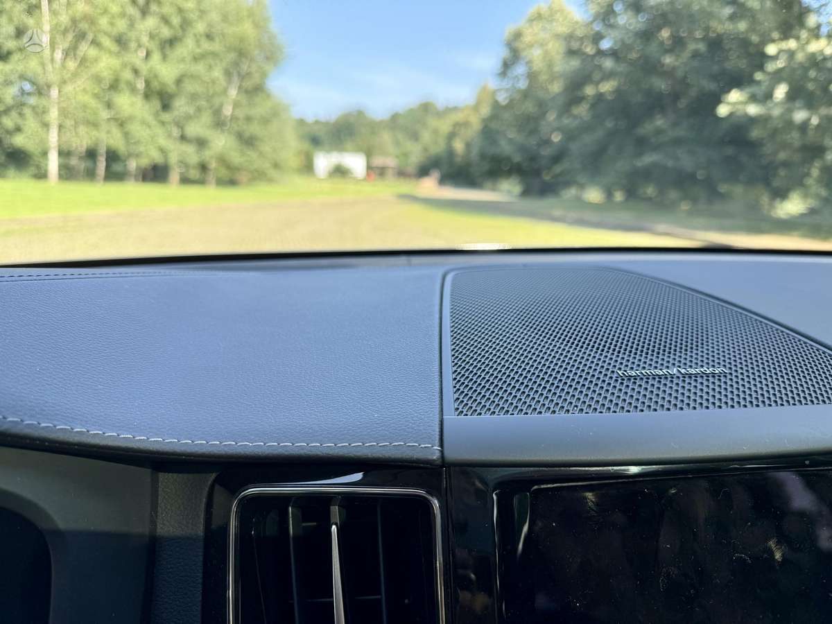 Volvo XC60 - 11