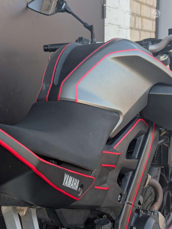 Yamaha MT 125 125cc, street / classic