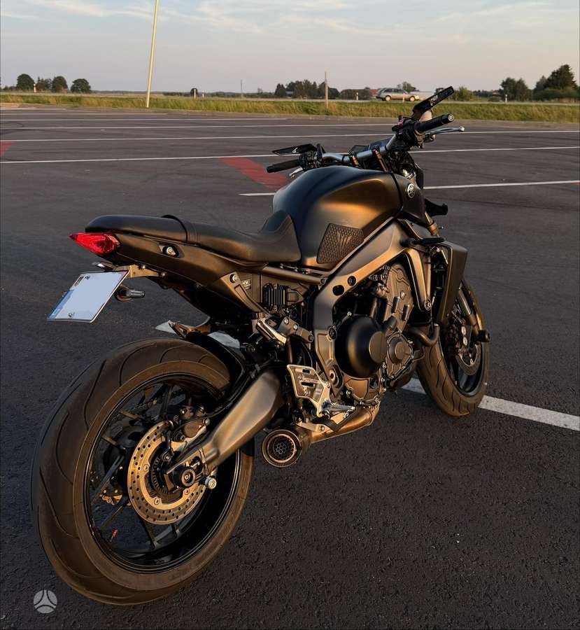 Yamaha MT 09 900cc, street / classic