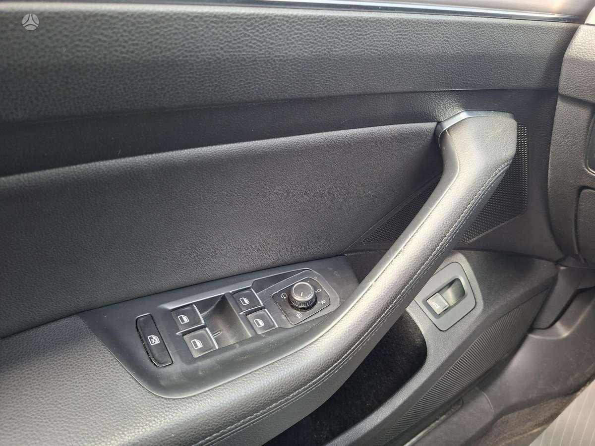 Volkswagen Passat, 2.0 l., Универсал
