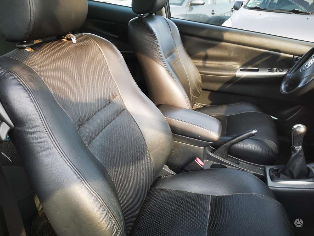Toyota Corolla, 1.8 l., hatchback