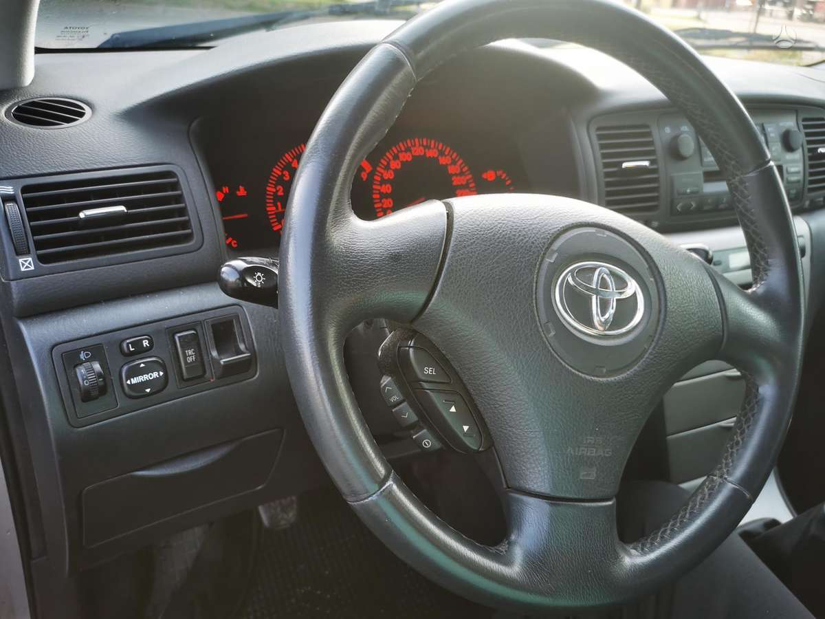 Toyota Corolla, 1.8 l., hatchback