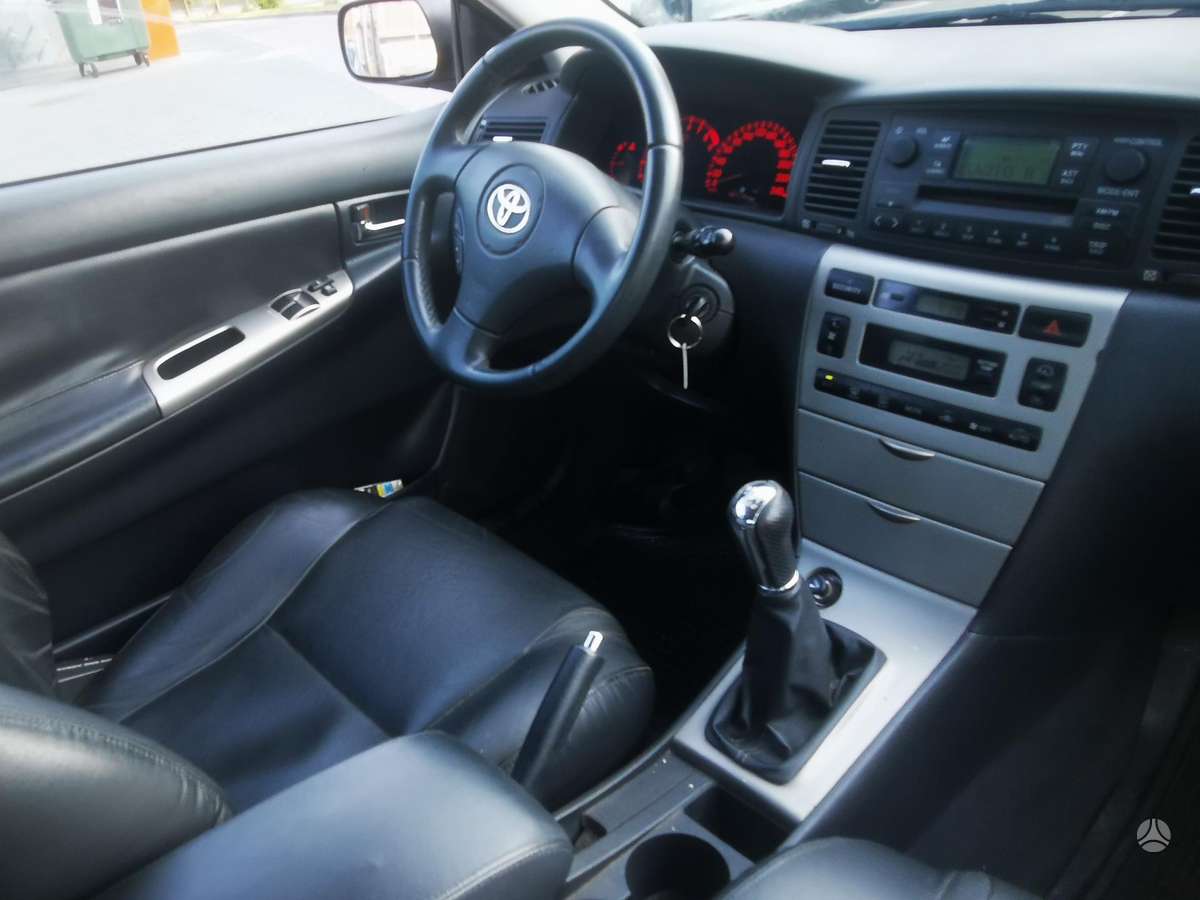 Toyota Corolla, 1.8 l., hatchback