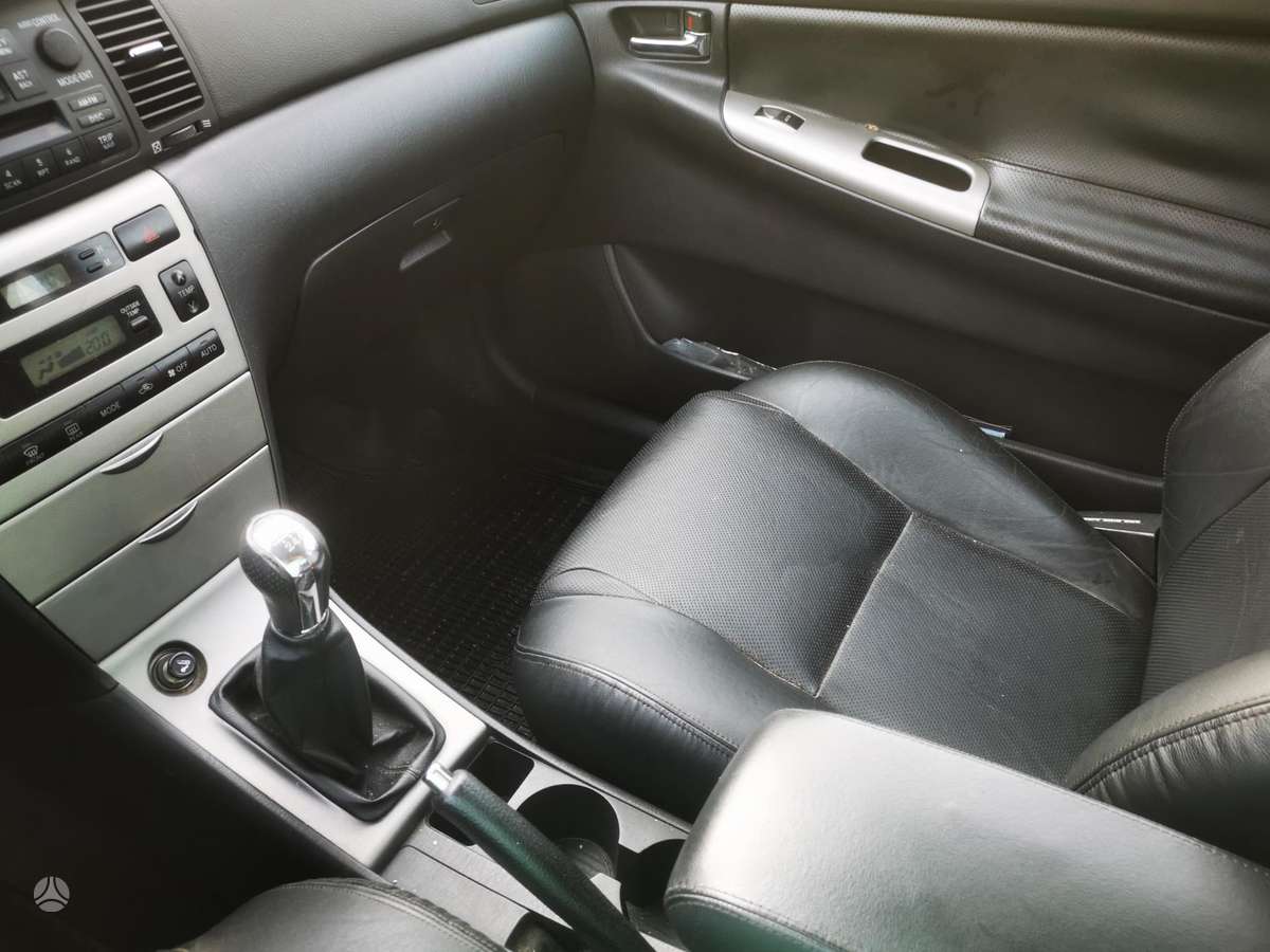 Toyota Corolla, 1.8 l., Хэтчбек