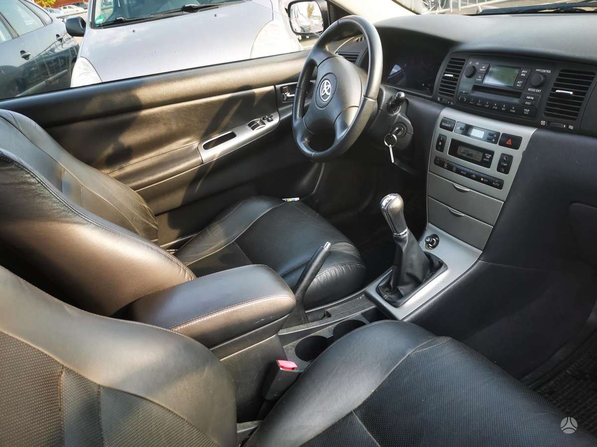 Toyota Corolla, 1.8 l., hatchback