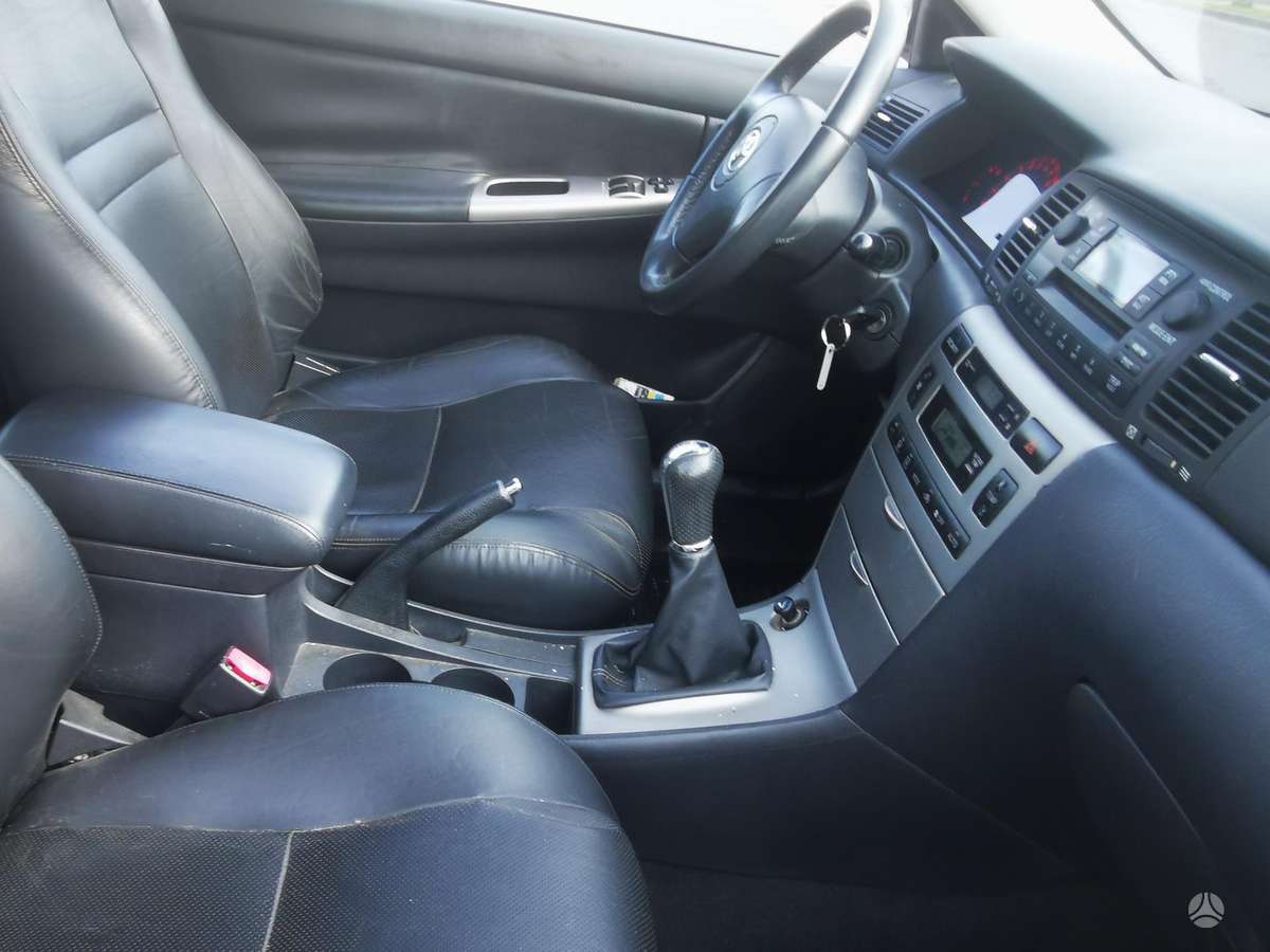 Toyota Corolla, 1.8 l., hatchback