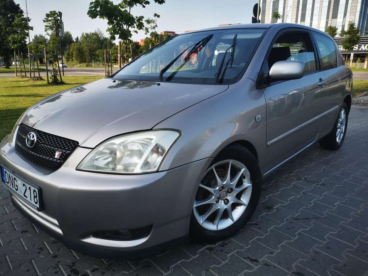 Toyota Corolla, 1.8 l., Хэтчбек