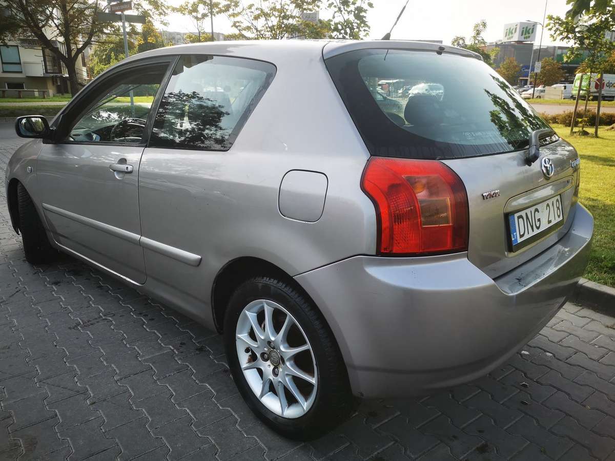 Toyota Corolla, 1.8 l., hatchback