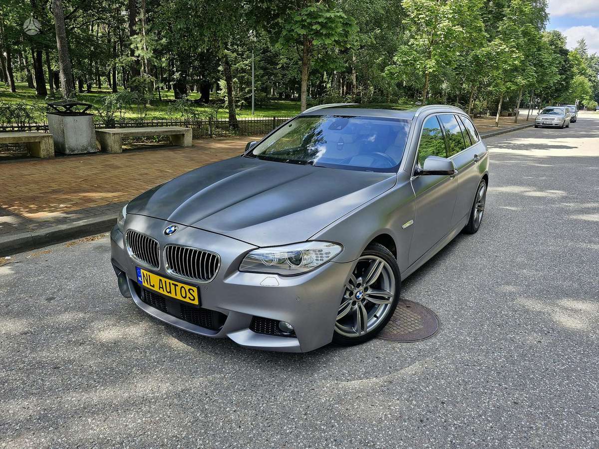 BMW 530, 3.0 l., wagon