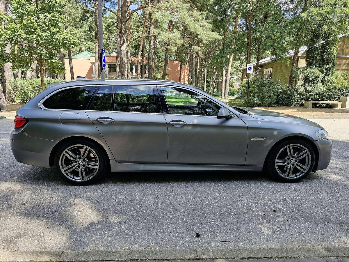 BMW 530, 3.0 l., wagon