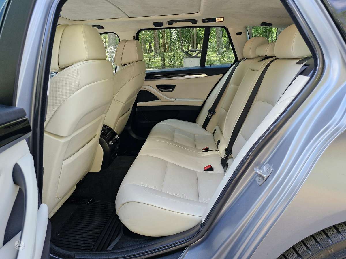 BMW 530, 3.0 l., universalas